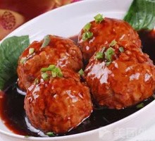 Braised Pork Meatballs