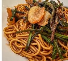 Classic Scallion Oil Noodles