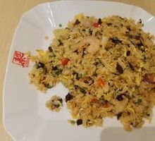 Mountain Delicacies and Seafood Shrimp Fried Rice