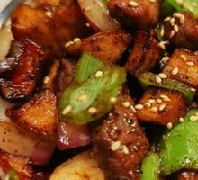 Black Pepper Beef Cubes