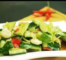 Knife-Pounded Cucumber