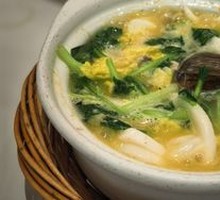 Crab Roe Noodles in Soup