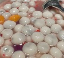 Creative Rice Ball in Fermented Rice Wine