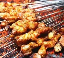Charcoal-Grilled Lamb Ribs