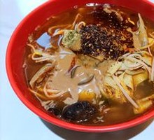 Northeast-style Spicy Hot Pot