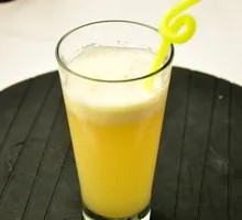 Freshly Squeezed Pear Juice