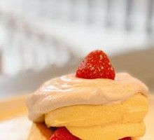 Signature Strawberry Miracle Souffle