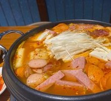 Military-style Hot Pot