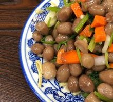 Spiced Peanut Salad
