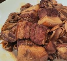 Braised Pork Belly with Water Bamboo Shoots