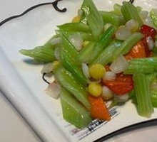Celery and Lily Bulb Stir-fry