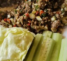 Sour Bamboo Shoots Stir-Fried with Beef