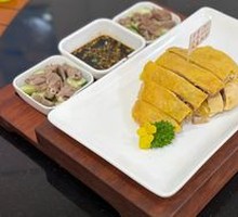 Steamed Free-range Chicken with Orange Peel