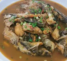 Braised Mixed Fish