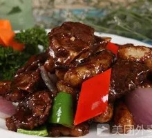 Sirloin Bone Stir-Fried Rice Noodles