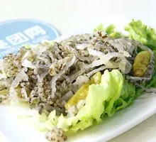 Sichuan-style Pickled Pepper Fish Skin