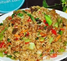 Sour Cabbage Braised Beef Fried Rice