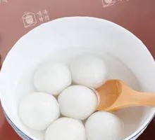 Small Glutinous Rice Balls