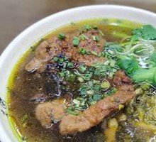 Braised Pork Chop Noodles