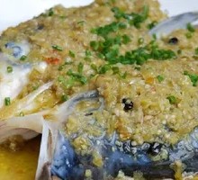 Thai Chili Turtle Stewed with Rooster