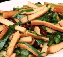 Leek and Tofu Cubes