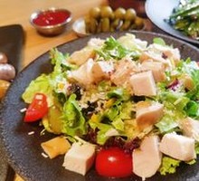 Garden Vegetable Chicken Salad