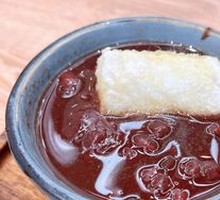 Glutinous Rice Cake with Red Bean Paste