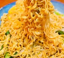 Stir-Fried Instant Noodles