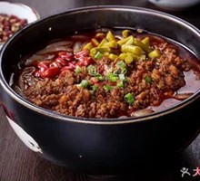 Golden Mixed Sauce Spicy Rice Noodles