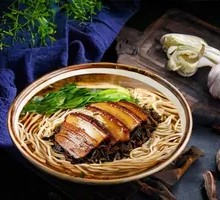 Preserved Vegetable Braised Pork Noodles