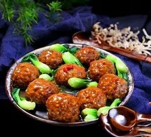 Braised Pork Meatballs