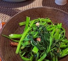 Stir-Fried Water Spinach