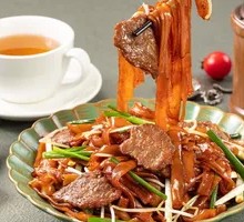 Aged Sauce Dry-Fried Beef Rice Noodles