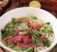 Raw Beef Noodle Soup