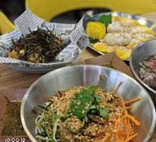 Charcoal-Grilled Pork Neck Noodles