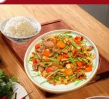 Stir-Fried Beef with Yellow Onion