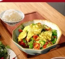Green Pepper and Egg Stir-fry with Pork