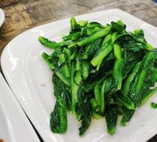 Stir-fried Oil-maize Greens with Garlic