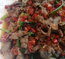 Stir-Fried Beef with Yellow Onion