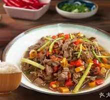 Stir-fried Yellow Beef Rice