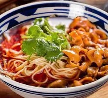 Spicy Pork Intestine Noodles