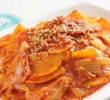 Spicy Kimchi Stir-fried Potato Slices