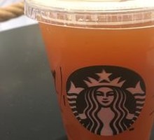 Ice-Shaken Grapefruit Honey Black Tea