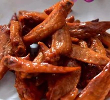 Spicy Chicken Wing Tips in Sauce