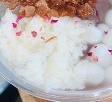 Honey-Infused Rose Ice Jelly