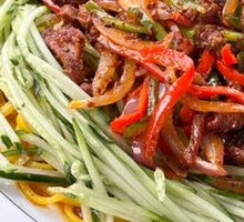 Grilled Meat with Yellow Noodles