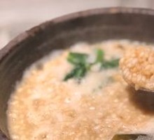 Signature Stone Pot Boiling Rice