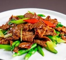 Beef with Mustard Greens