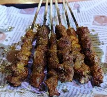 Charcoal-grilled Fresh Lamb Skewers