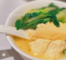 Noodle Soup with Tofu and Bok Choy